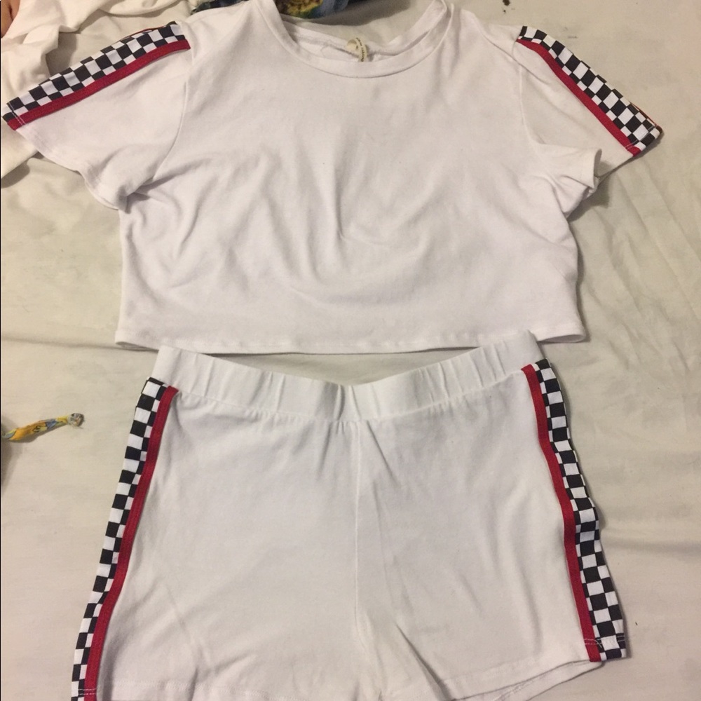 Two piece racing stripe set